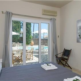 3 bedroom villa with heated pool in Kassiopi, Corfu, sleeps 6